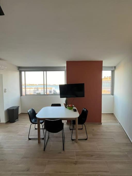 Joli Appart/Vue Etang/Clim /Wifi Balaruc-les-Bains Extérieur photo